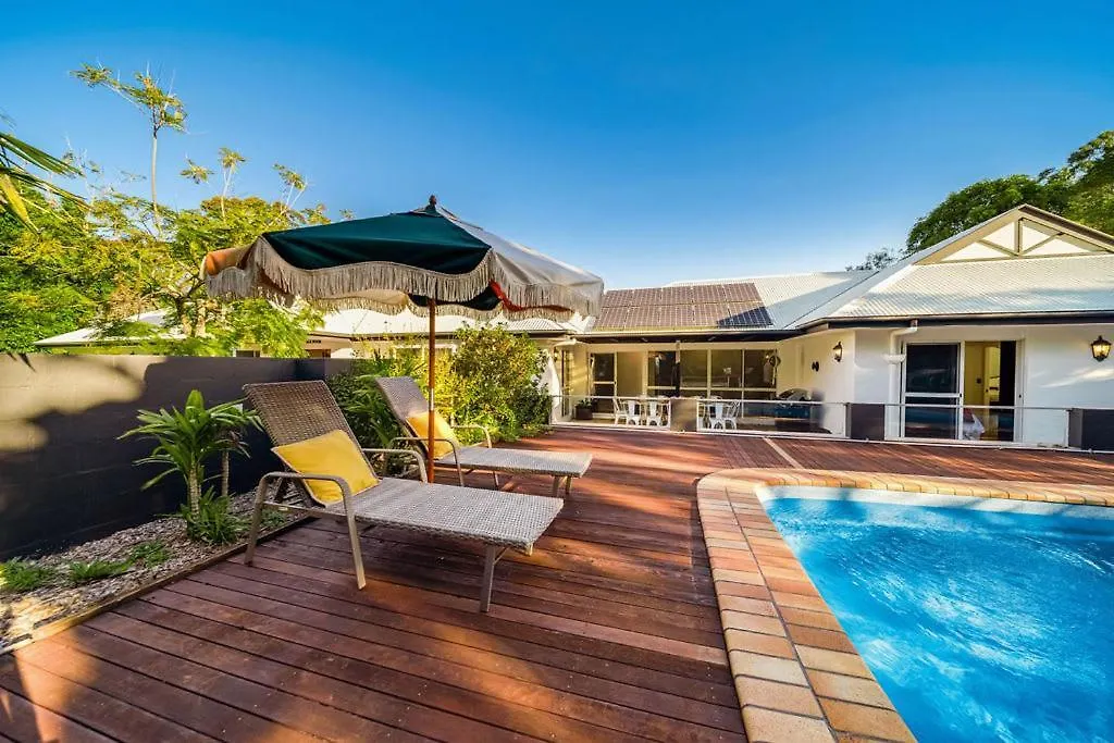 Ninderry Manor-Spectacular Hinterland Retreat Villa
