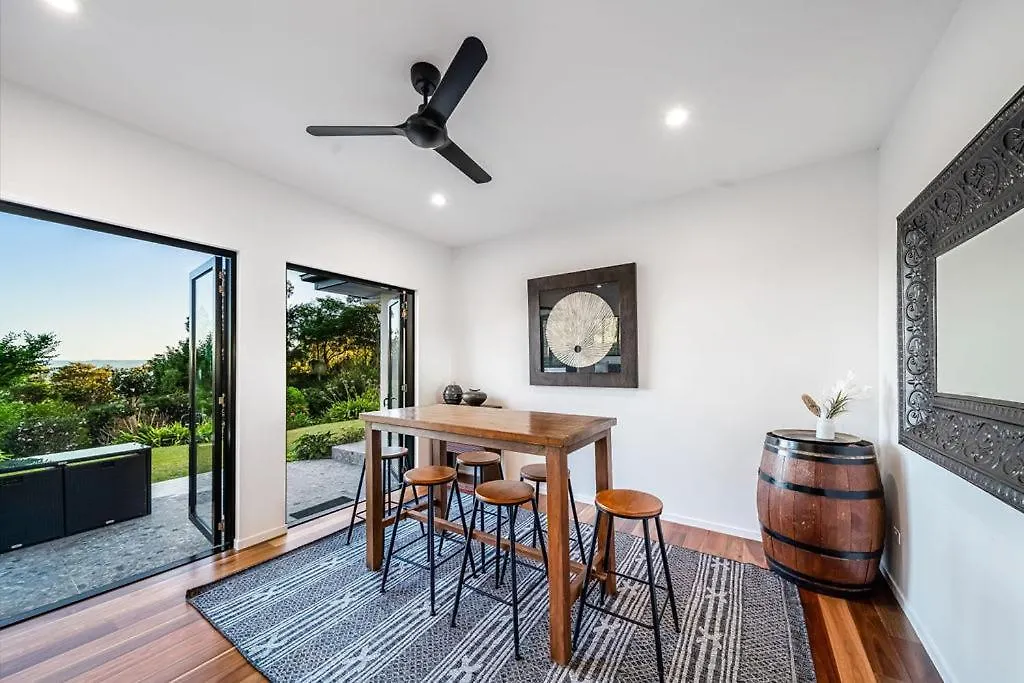 Semesterbostad Ninderry Manor-Spectacular Hinterland Retreat Villa